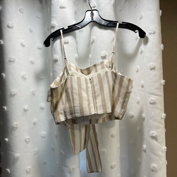 Ivory & Tan Striped Crop Top with Bow - Picture 2 of 4